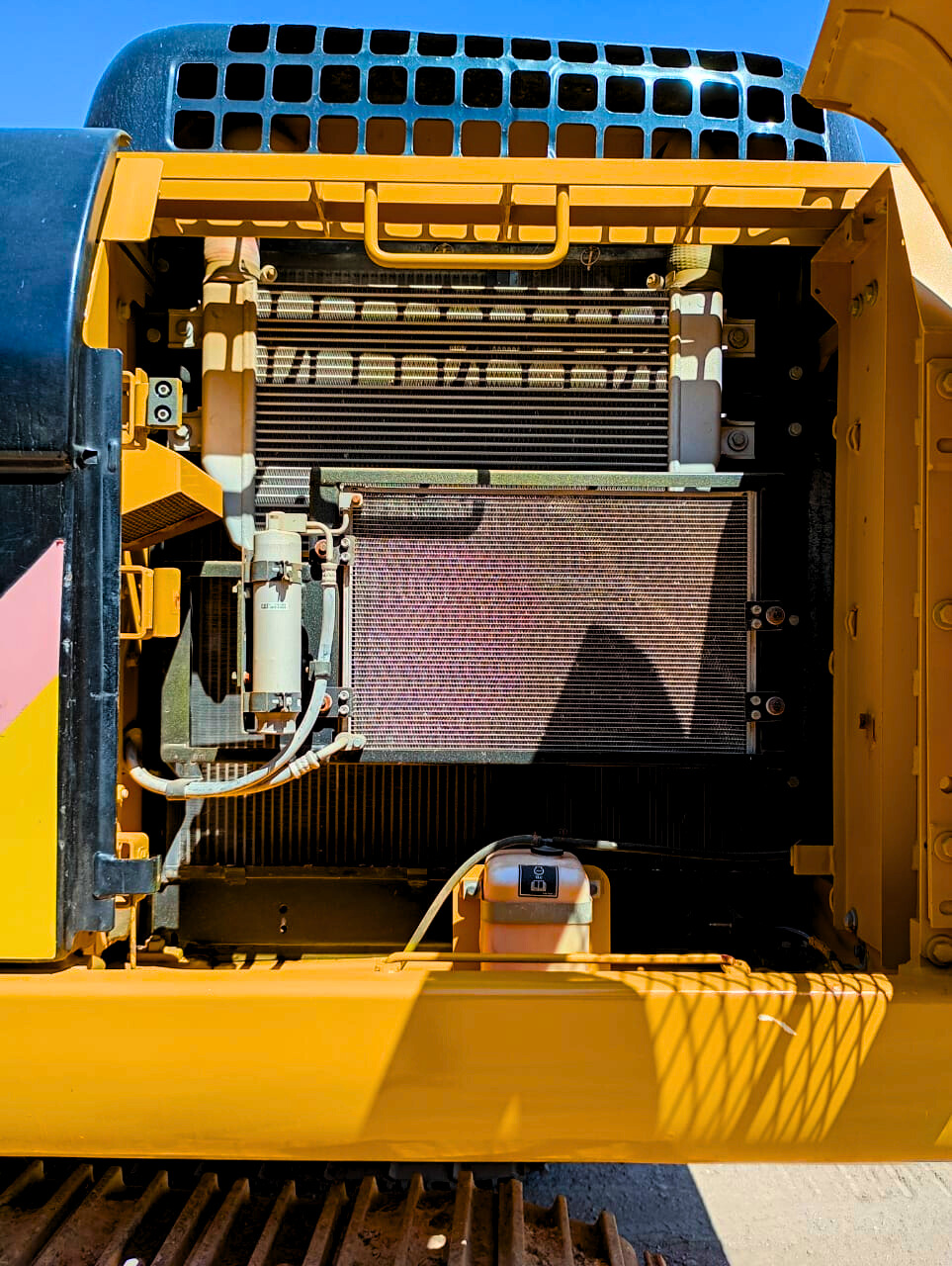 127b2ceb-e5a3-4c6d-b260-945d3ccbe775