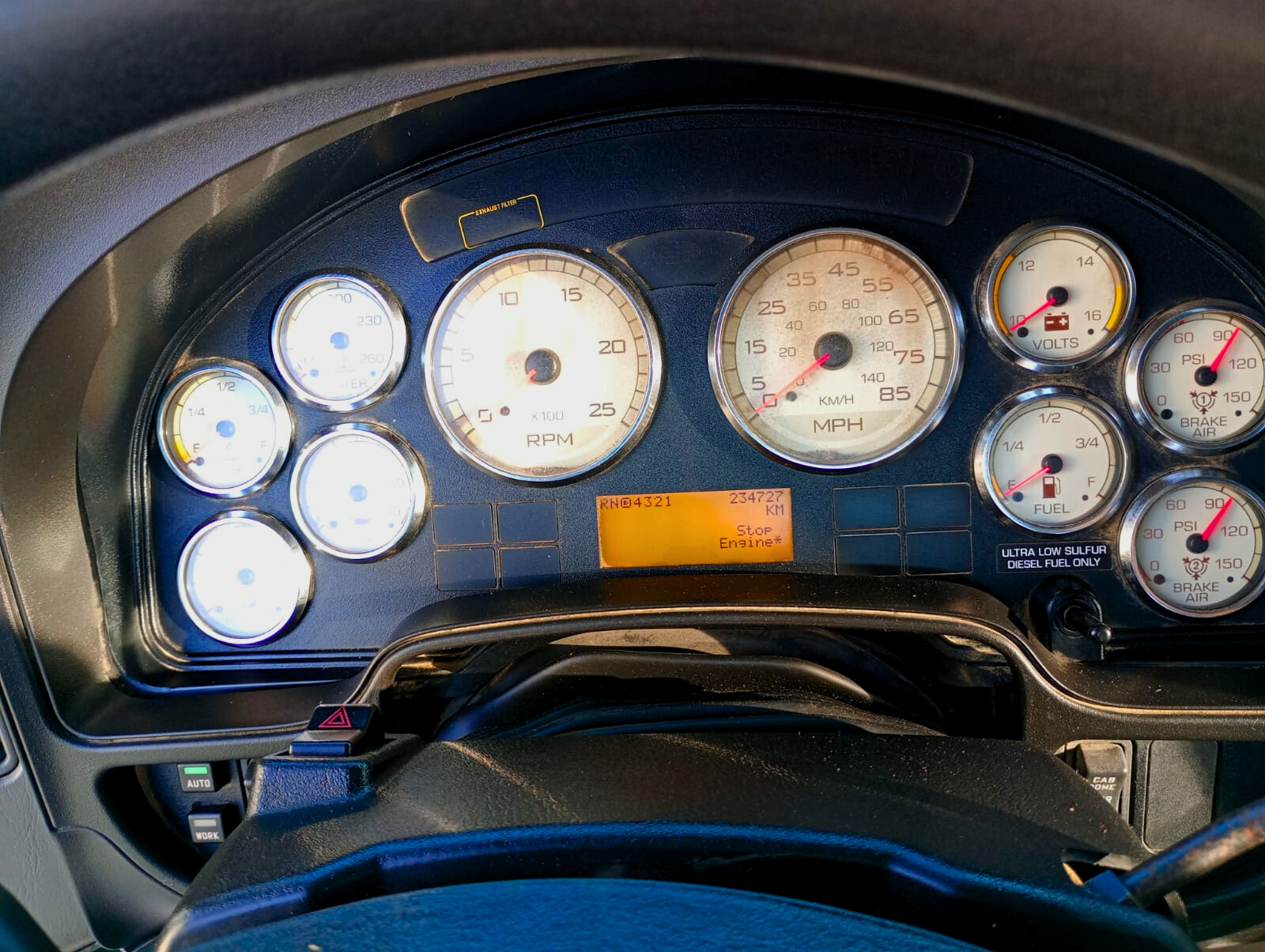 28c7b1fa-5ae8-4999-b8ce-61a9fb78fec3