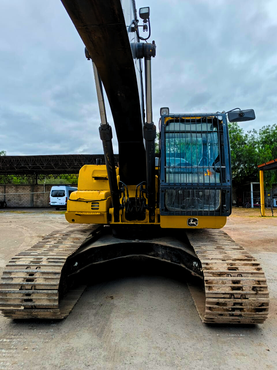 690d79ba-7df2-4267-8bc9-624a595d735f