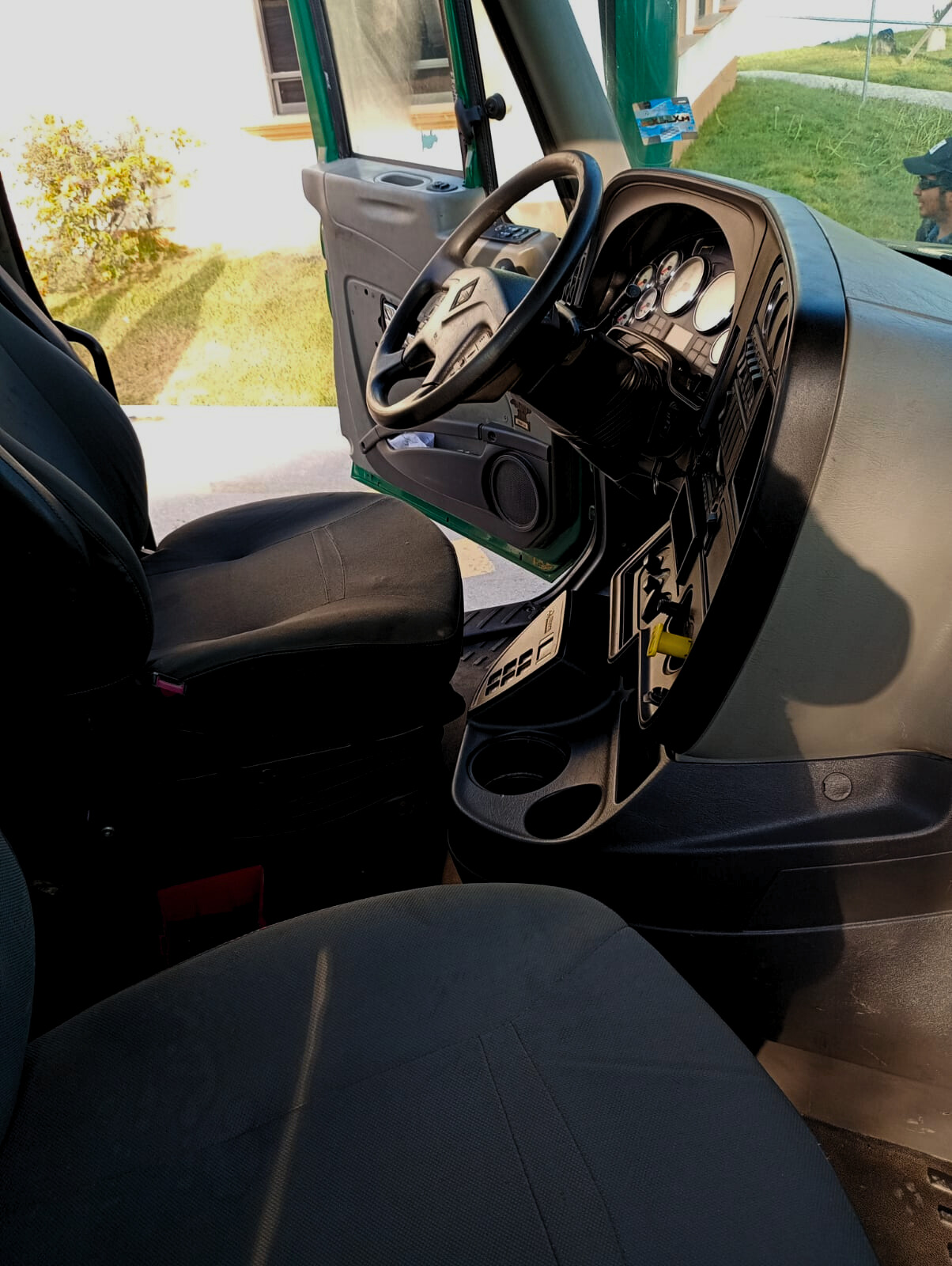 b469572b-c49e-49a3-9b07-a18f0d0bd34a